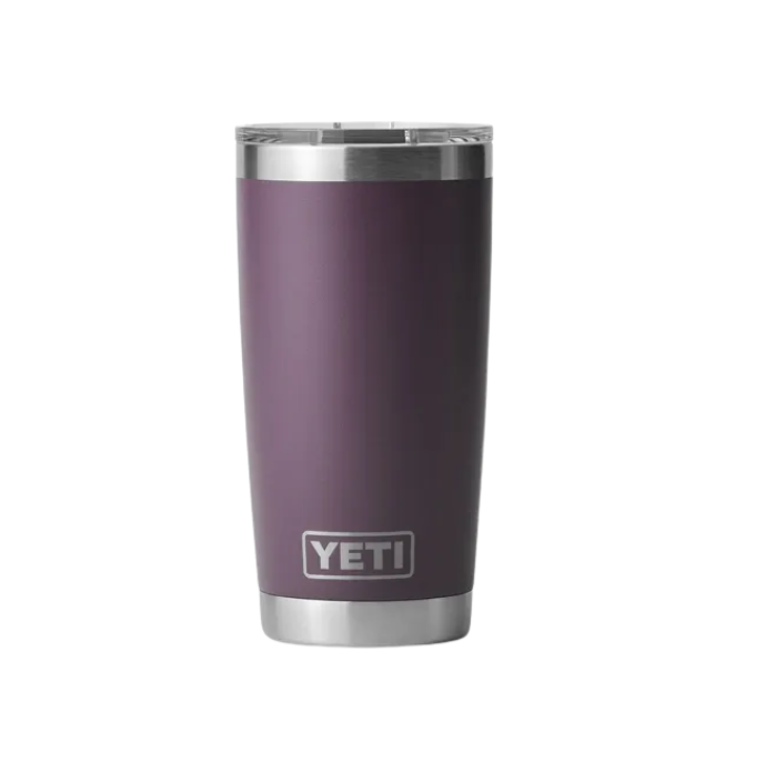 Termo YETI Rambler® Tumbler 20oz en color Nordic Purple (Morado), acero inoxidable con aislamiento al vacío