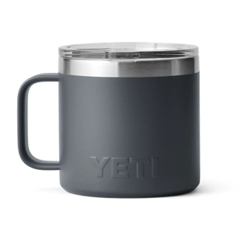 Termo YETI Rambler® Mug 14oz en color Charcoal (Gris), acero inoxidable con aislamiento al vacío